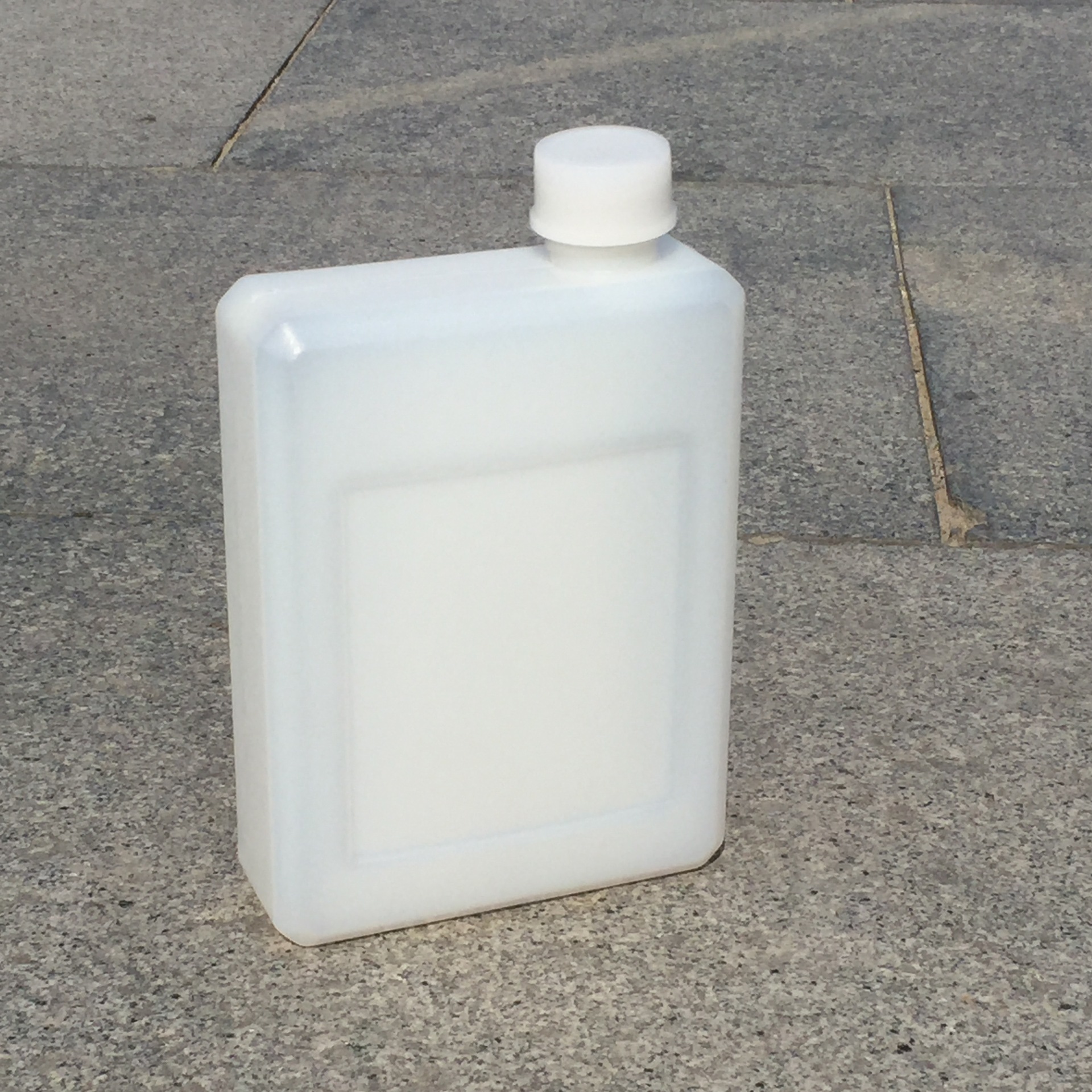 6l白色pe全新密封性塑料油壶