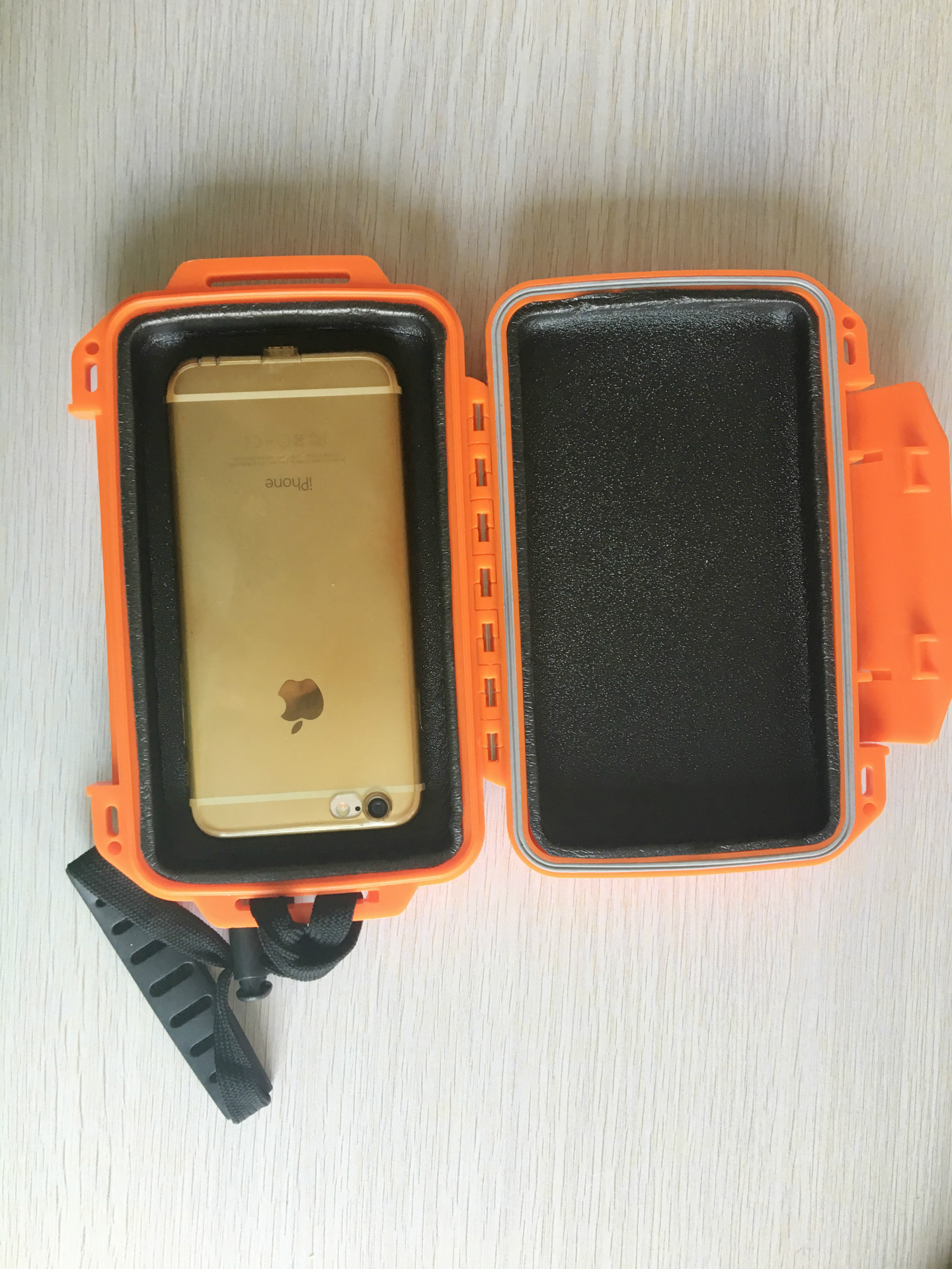 专业户外旅行潜水防水盒 iphone6手机防水盒 塑料密封防水盒