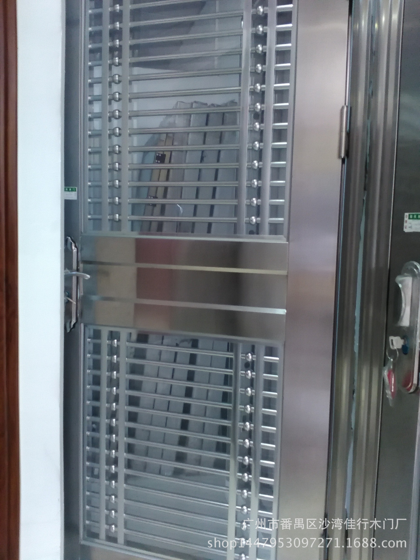 厂家供应不锈钢门 四开大门防盗门 304不锈钢街门