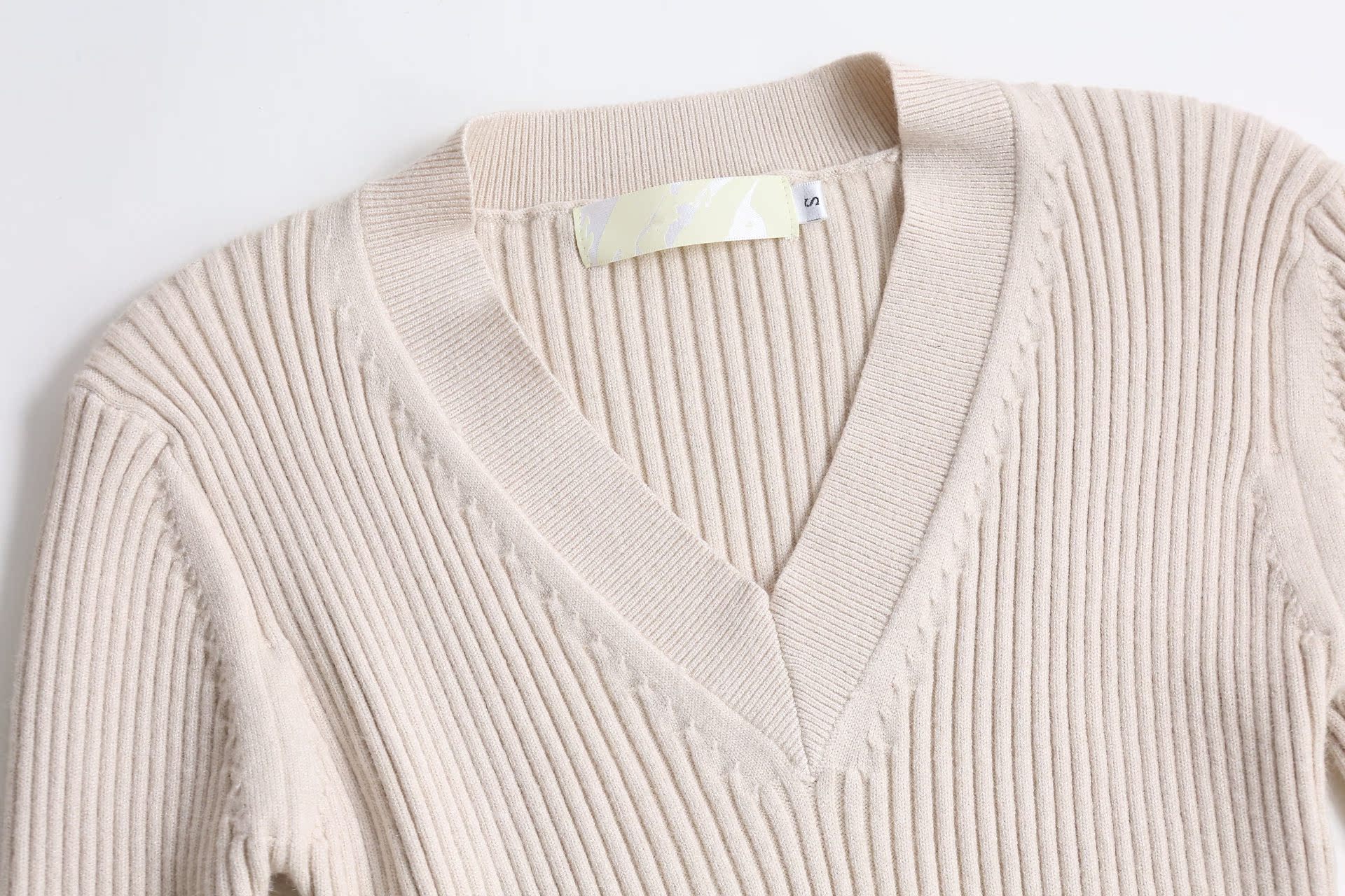 vcruan超舒服保暖v领罗纹打底衫女长袖针织毛衣秋冬2016 vc0097