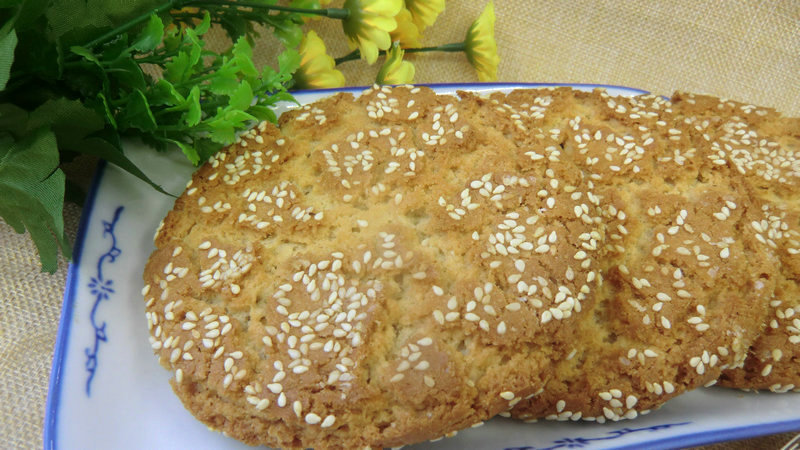 厂家供应油酥饼干 芝麻桃酥批发 芝麻饼零食小吃糕点传统糕点