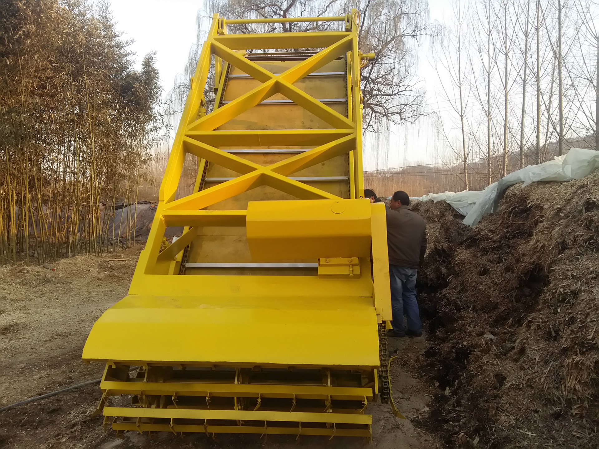 首页 农机 饲料机械 饲料成套设备 >新疆安徽牛羊用青贮取料机饲料