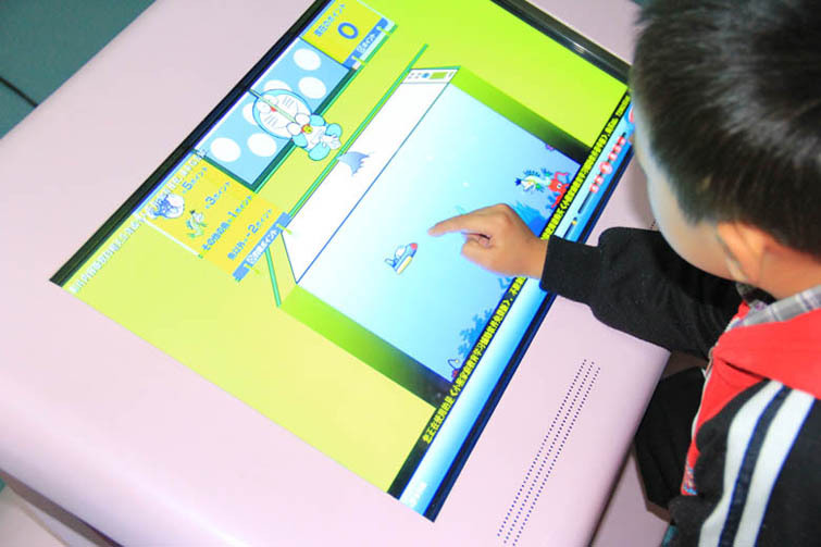 供应腾亚科技 26寸幼儿儿童触摸桌 触摸游戏机