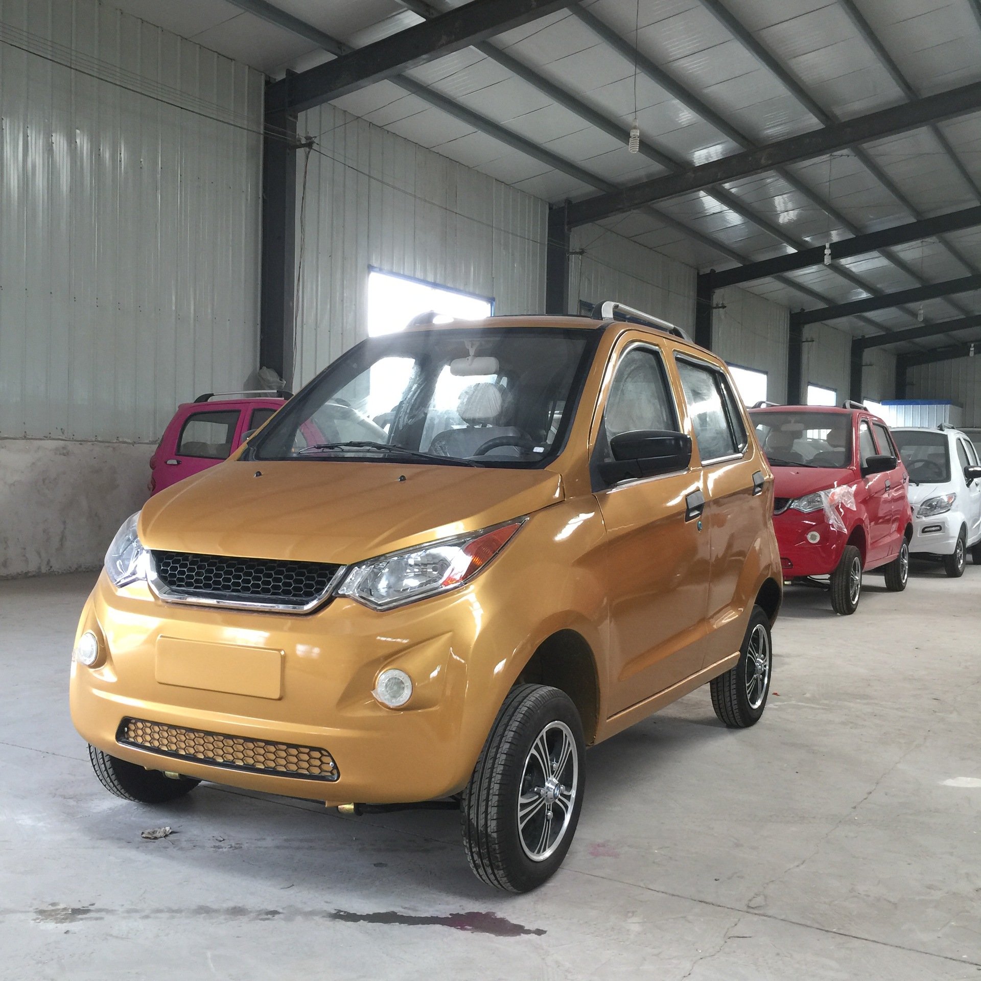 全封闭祥和电动轿车 新款四轮电动车 微型家用代步车 新能源