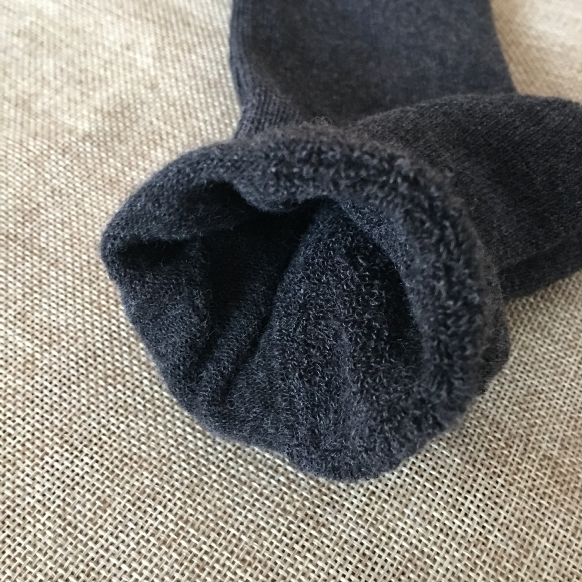 秋冬新款 纯色加厚半毛圈中筒棉袜 脚底半毛圈中性棉线运动学生袜