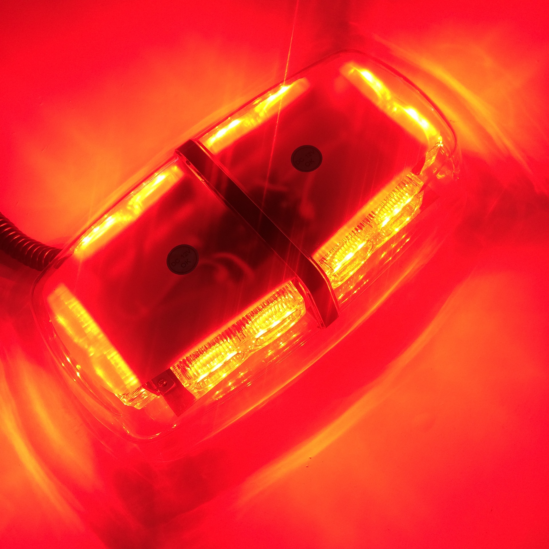 车顶雷电爆闪警示灯36led汽车加装灯磁吸顶短排开道灯mini频闪灯