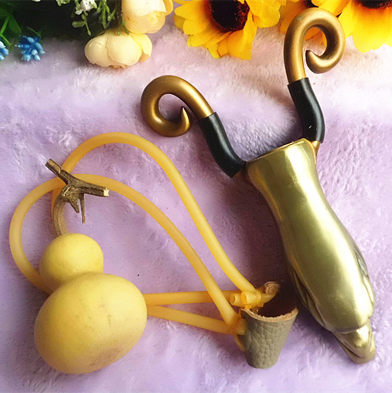 宝福鹰雕3卡6股合金弹弓户外狩猎捕鱼怀旧地摊庙会夜市厂家直销