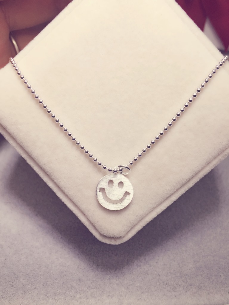 925银微笑项链吊坠女时尚日韩风可爱小圆珠笑脸项链锁骨链d1525