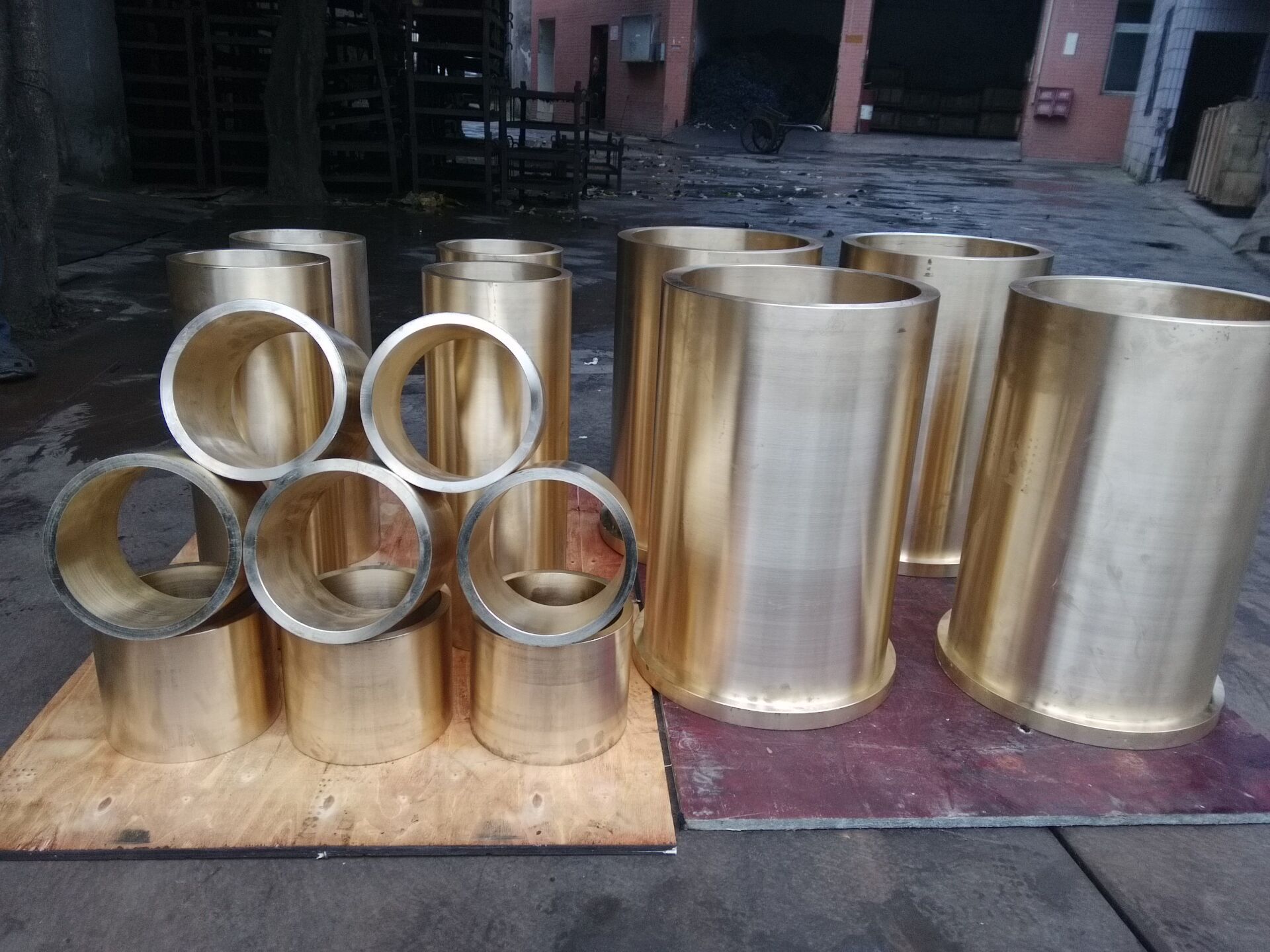 四川黄铜套 冲压黄铜板 h65徽章铜板 c2800灯饰黄铜板 紫铜板