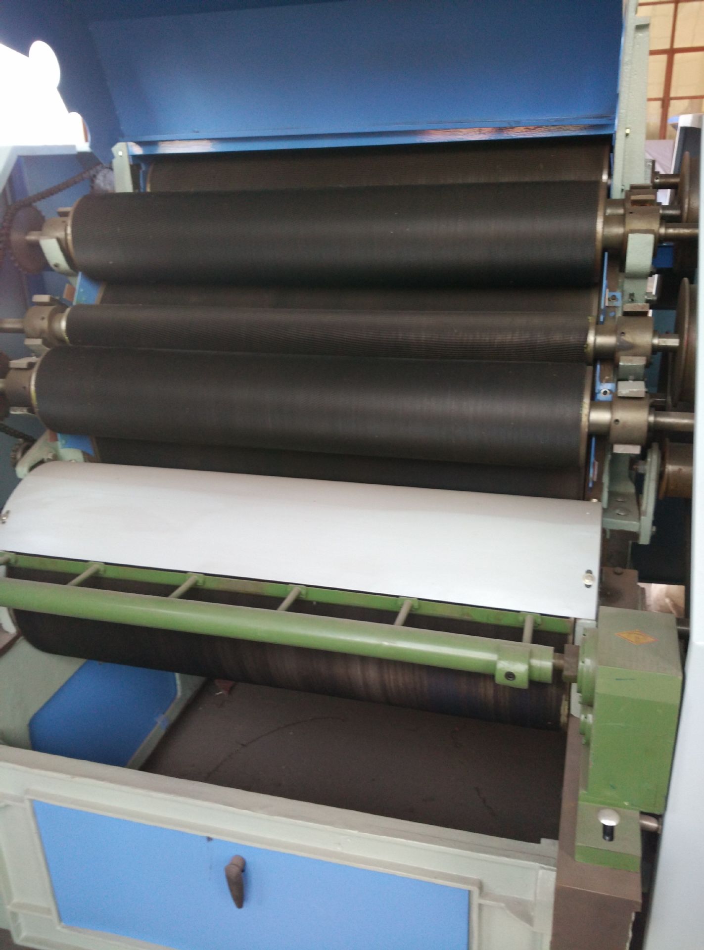 适合羊绒分梳前使用的原毛开松ks100羊毛开松机