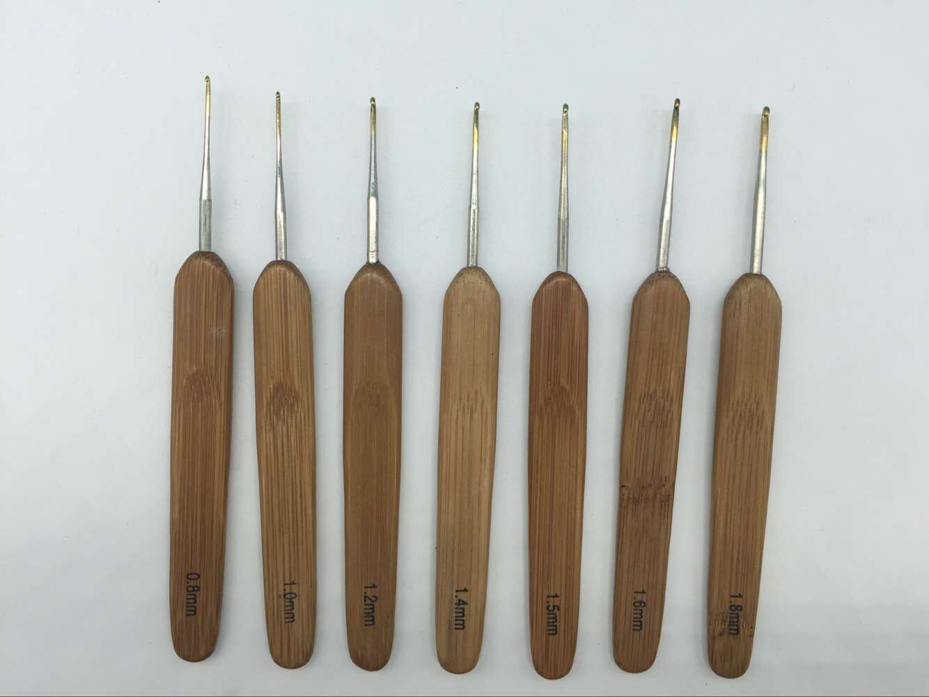 厂家直销,diy必备编织工具 碳化竹钩针/竹柄铁钩针 整套10支