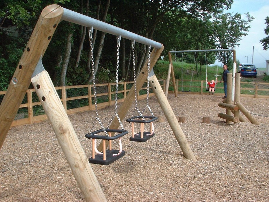 供应幼儿园户外互动秋千 新款儿童公园秋千玩具 厂家直销 - 玩具批发