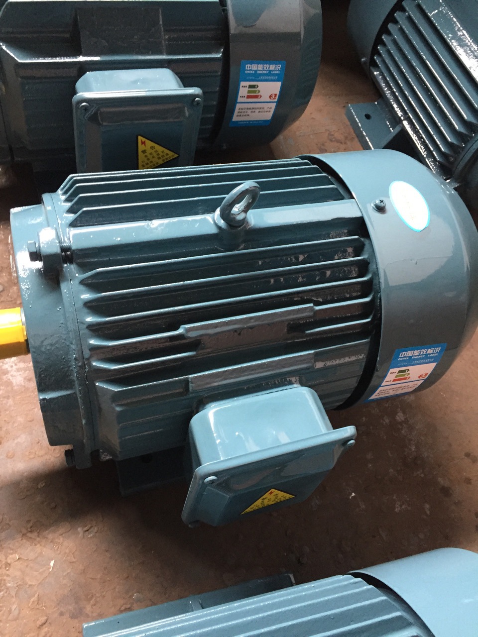 首页 电气控制 发电机 异步发电机 >厂家直销0.75kw-7.