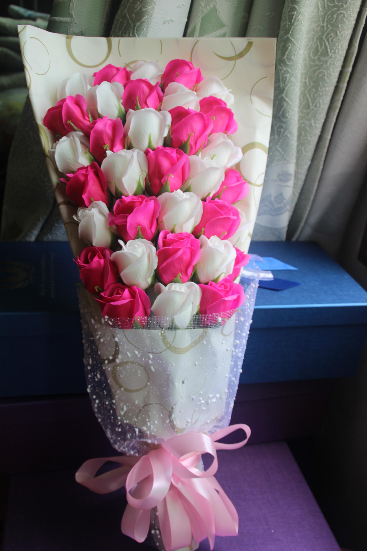 圣诞节情人节礼品99朵玫瑰香皂花花束礼盒 创意生日礼物 厂.