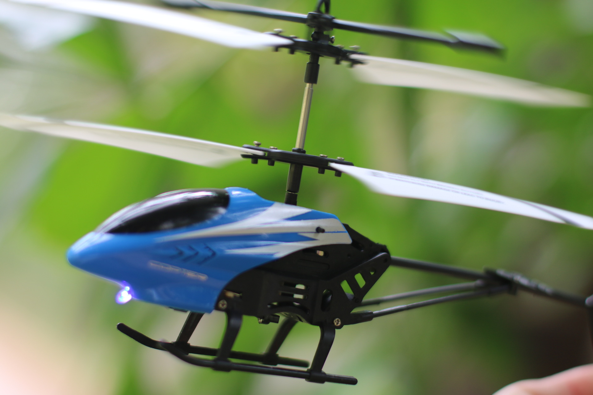 耐摔充电遥控飞机直升机 新款模型儿童玩具行器 玩具厂批发