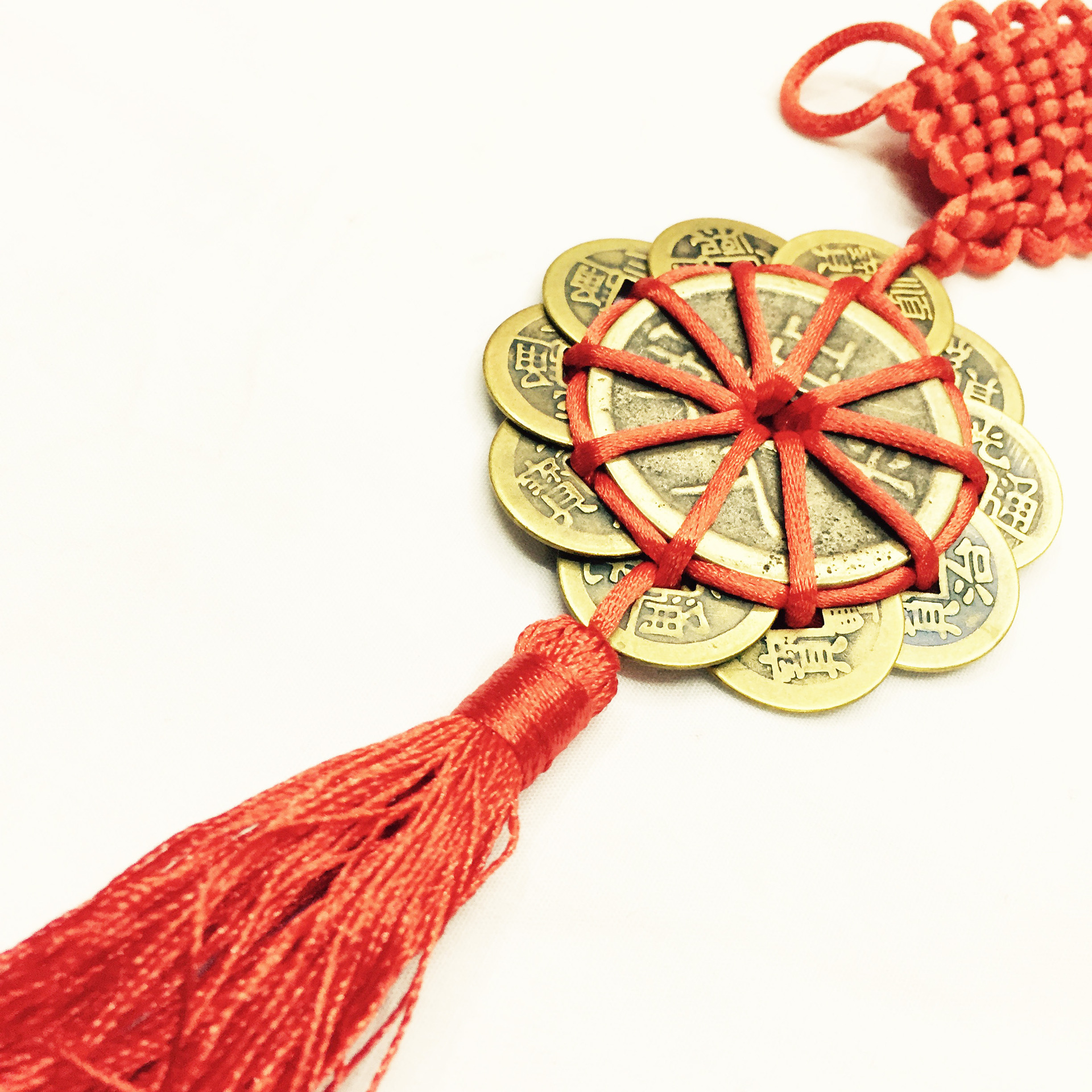 批发铜钱古钱币挂件 十帝梅花钱币 中国结铜钱汽车挂件现货供应