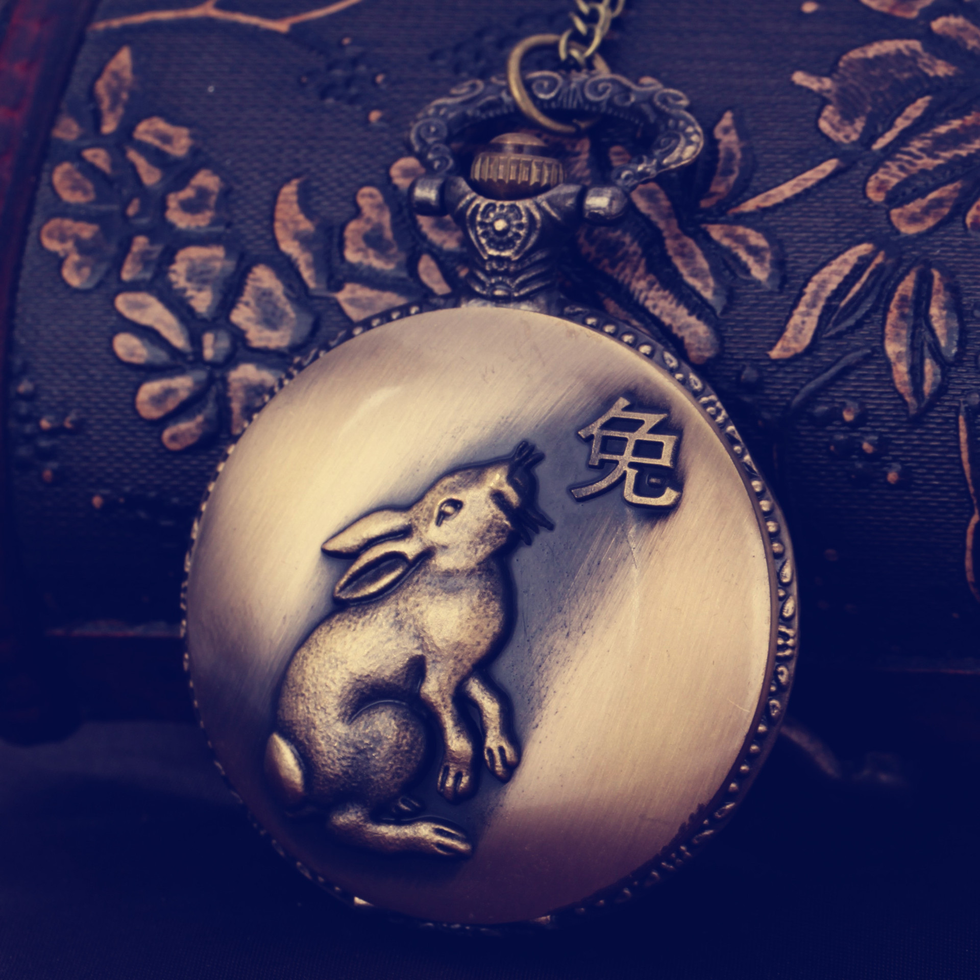 大号大兔子怀表 翻盖男女大兔子怀表 十二生肖挂表细链怀表168