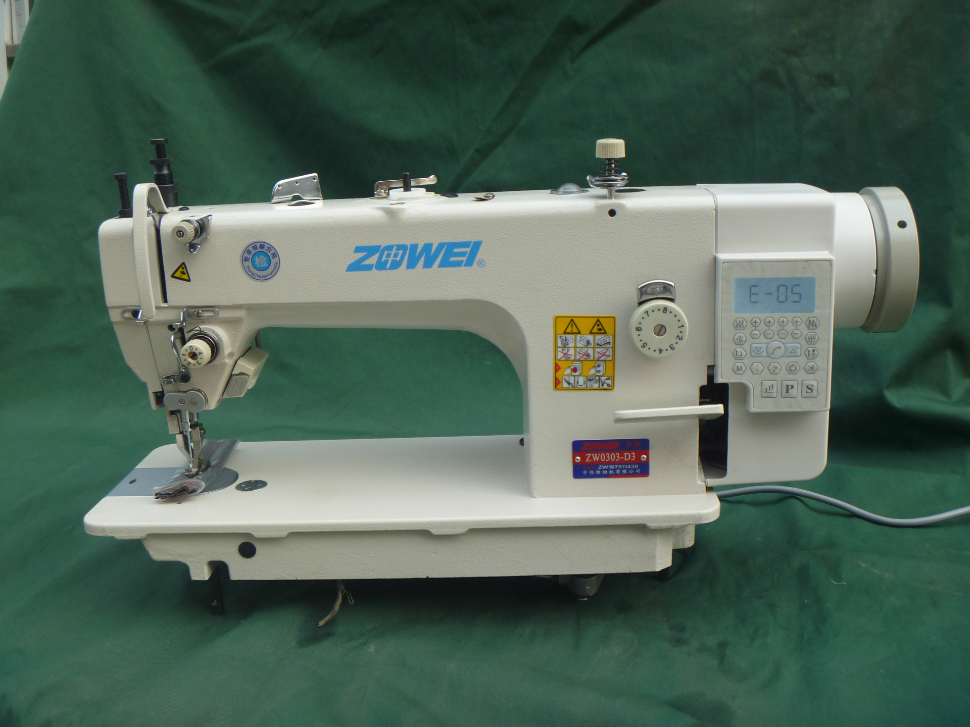 厚料双同步平缝机缝纫机沙发垫汽车坐垫皮革大梭0303d电脑同步车