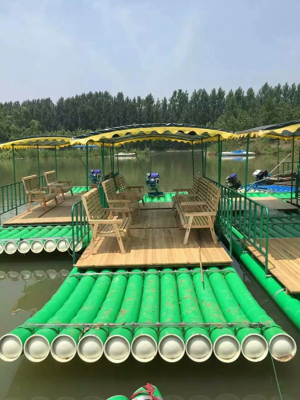 专业定做 竹排 竹筏 水上游乐设施 质量保障厂家直销