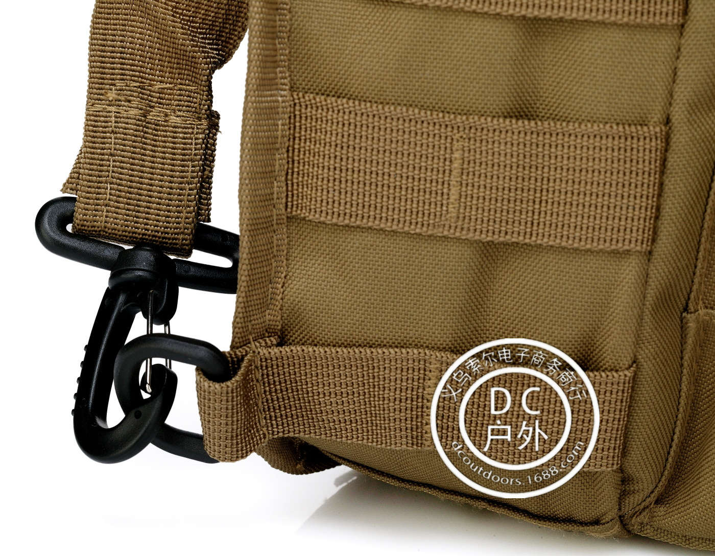 户外迷彩胸挂包 军迷户外战术胸包 单肩斜挎背包 登山旅行男多色