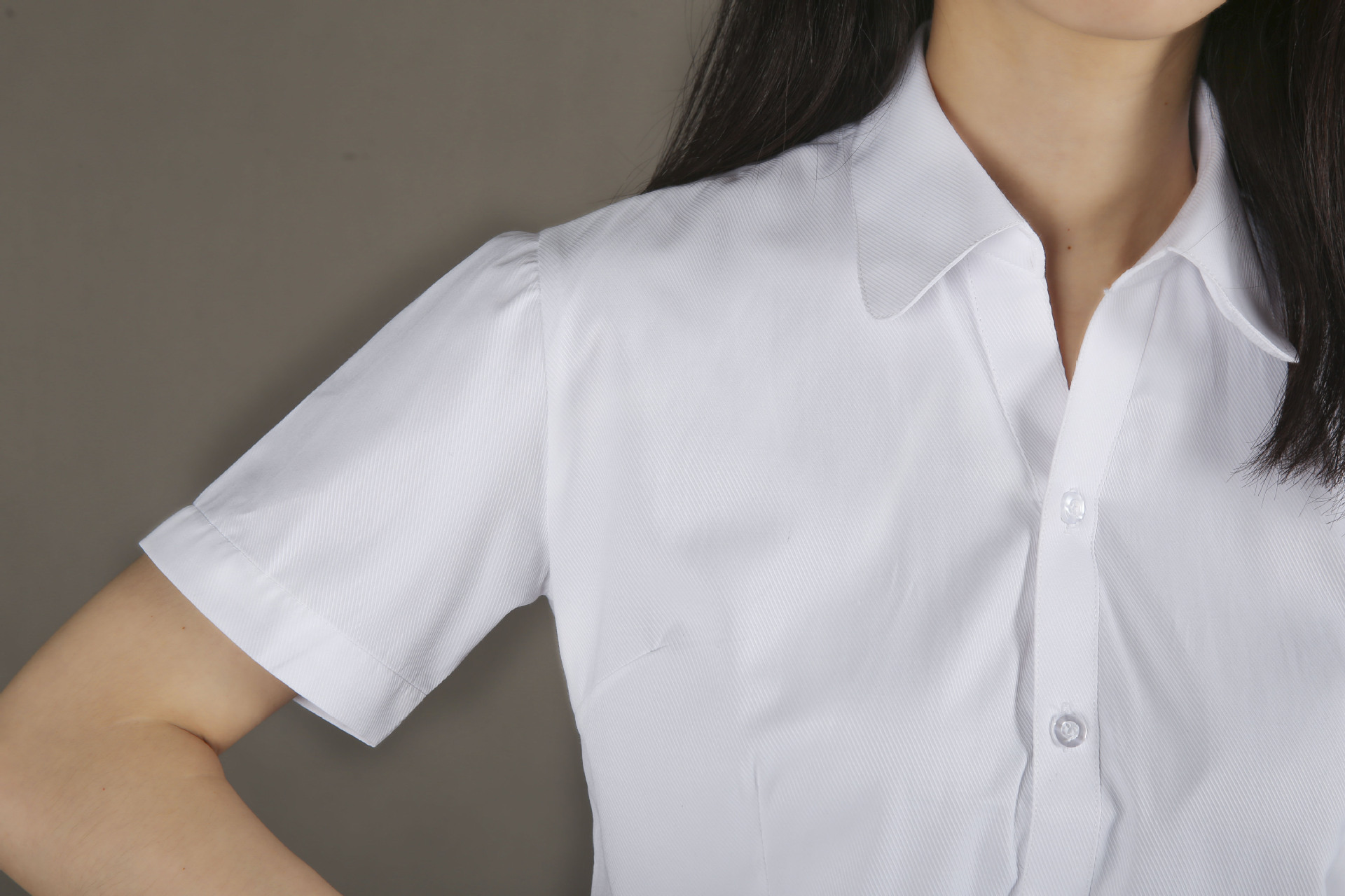 女式短袖圆领衬衫暗细斜纹商务修身白衬衣白领职业装短款女式衬.