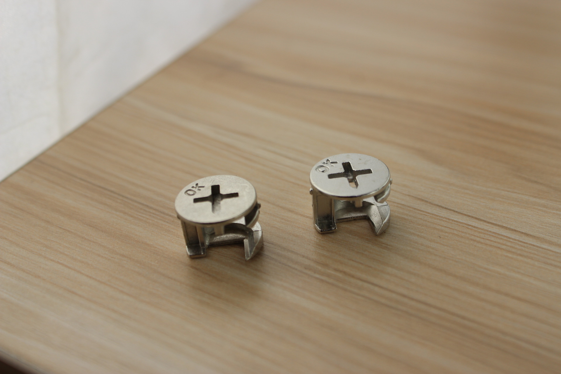 橱柜五金配件 家具实木板连接配套锌合金三合一 偏心轮 质量保证