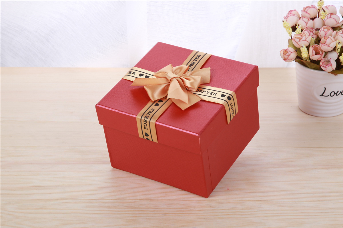 韩版首饰礼品盒创意蝴蝶结复古纸盒包装盒淘宝货源厂家定制批发