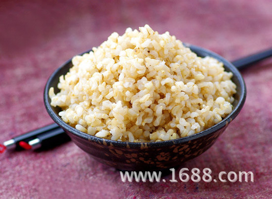 如何使用福库电饭煲做糙米\/发芽饭?