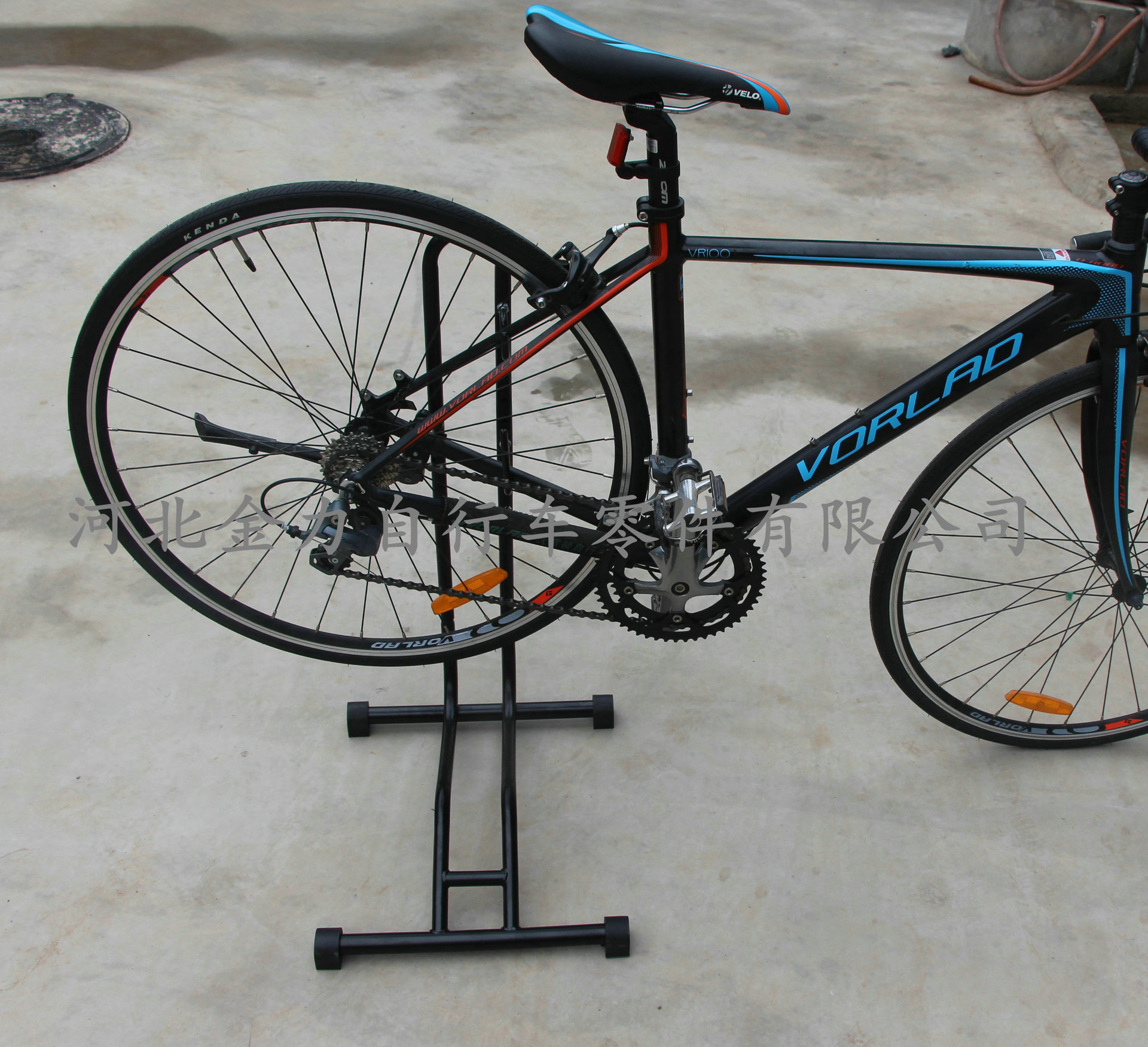 自行车山地车公路车插入型停车架带挂钩二合一通用款停车台