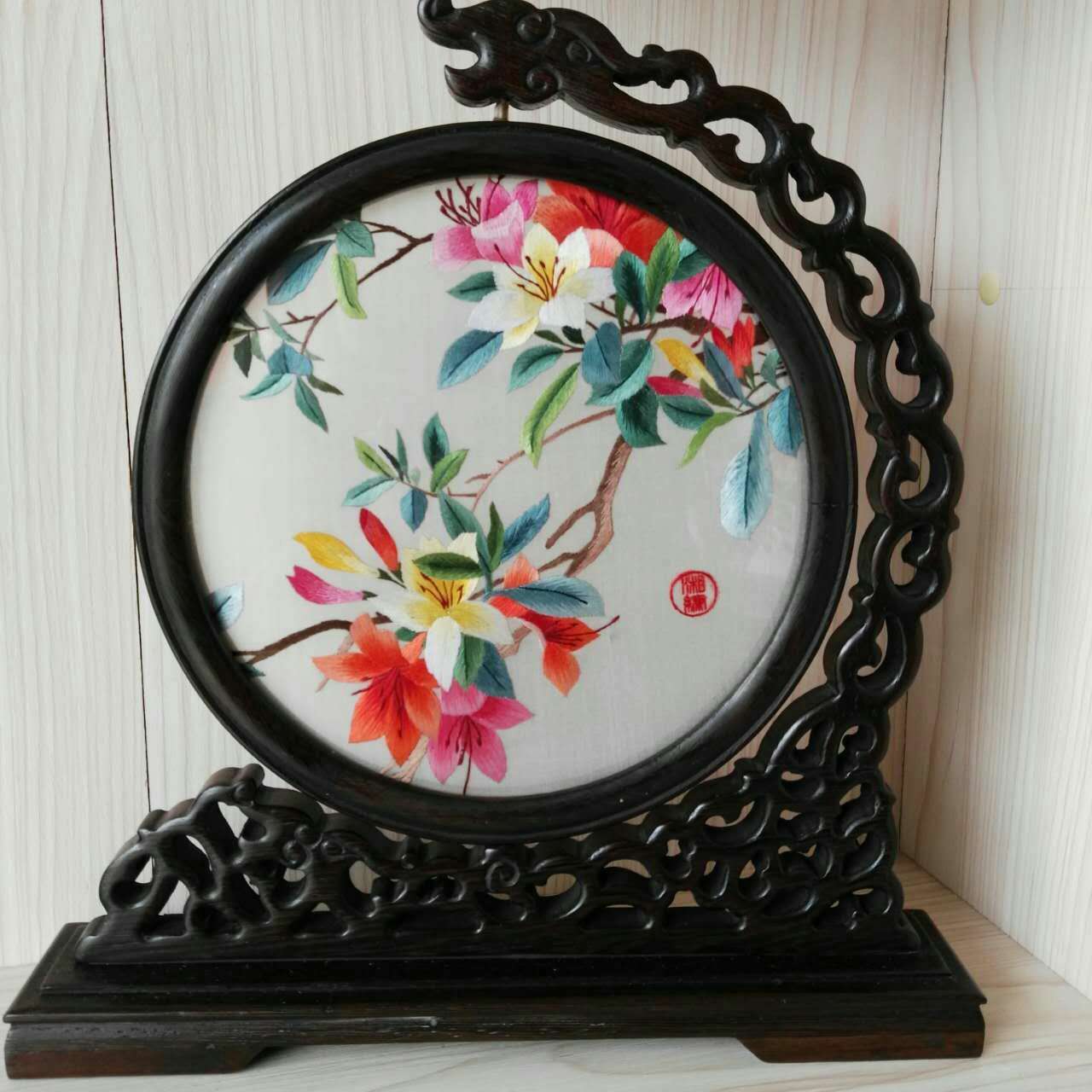 中国湘绣 特色礼品湘绣 25厘米曲架双面手工湘绣 高档次礼品