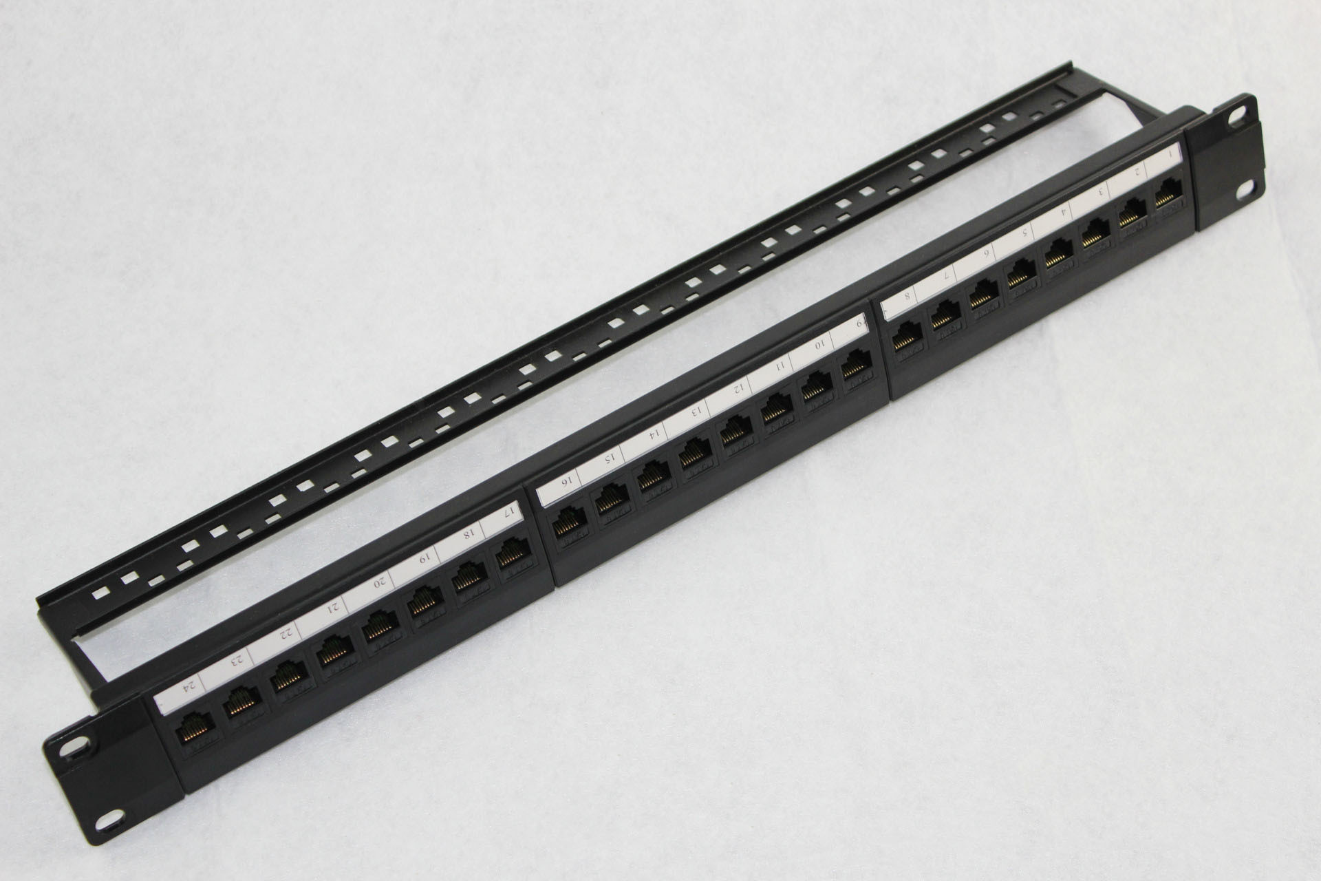 厂家直供24口六类网络直通模块配线架 cat6 配线架 可oem贴牌