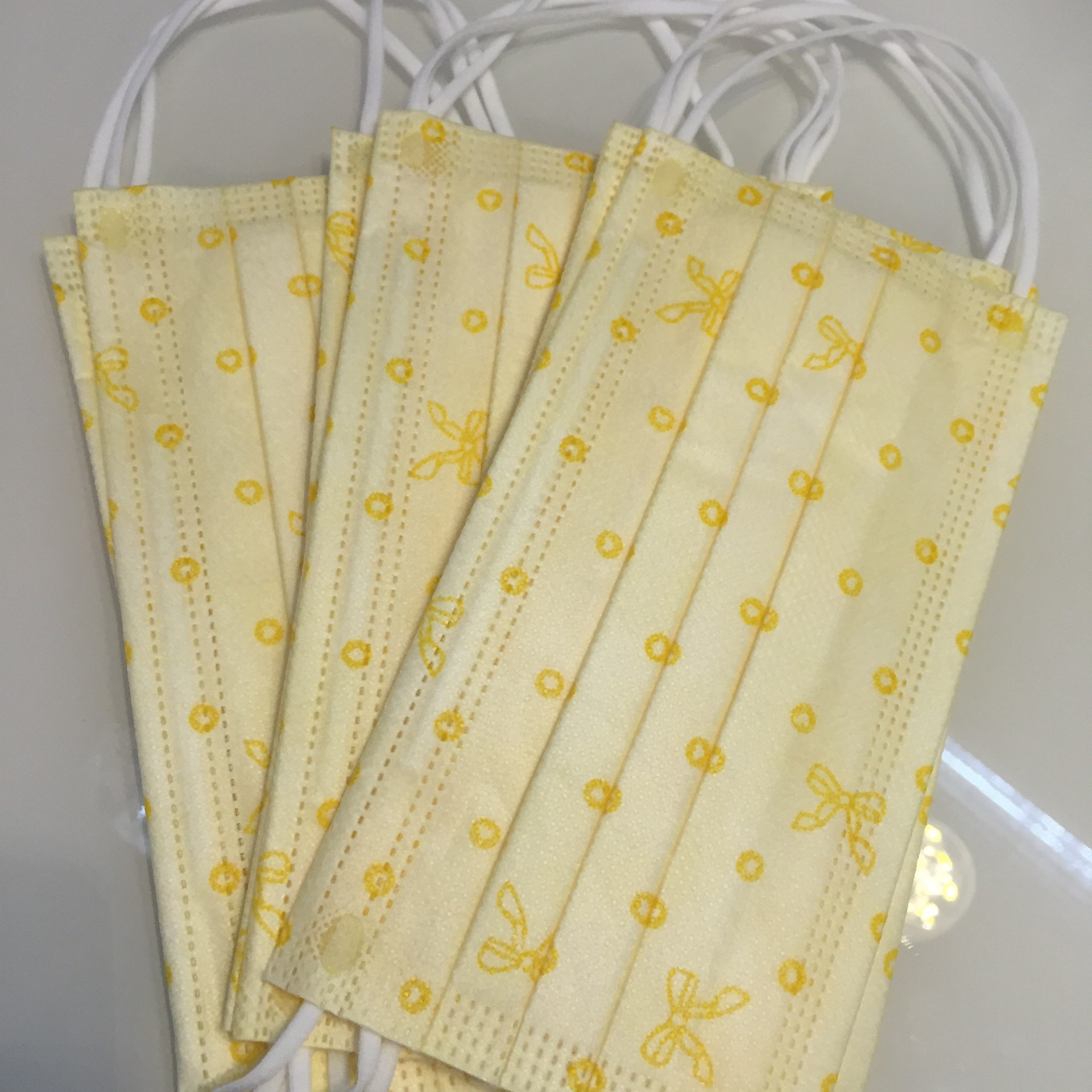 厂家批发三层透气水刺布加厚一次性防尘防护彩色卡通印花口罩