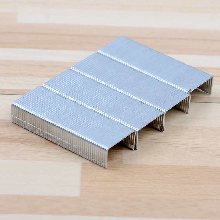 o6-1-3得力deli订书针常规12号得力订书钉1000枚装24/6一盒价