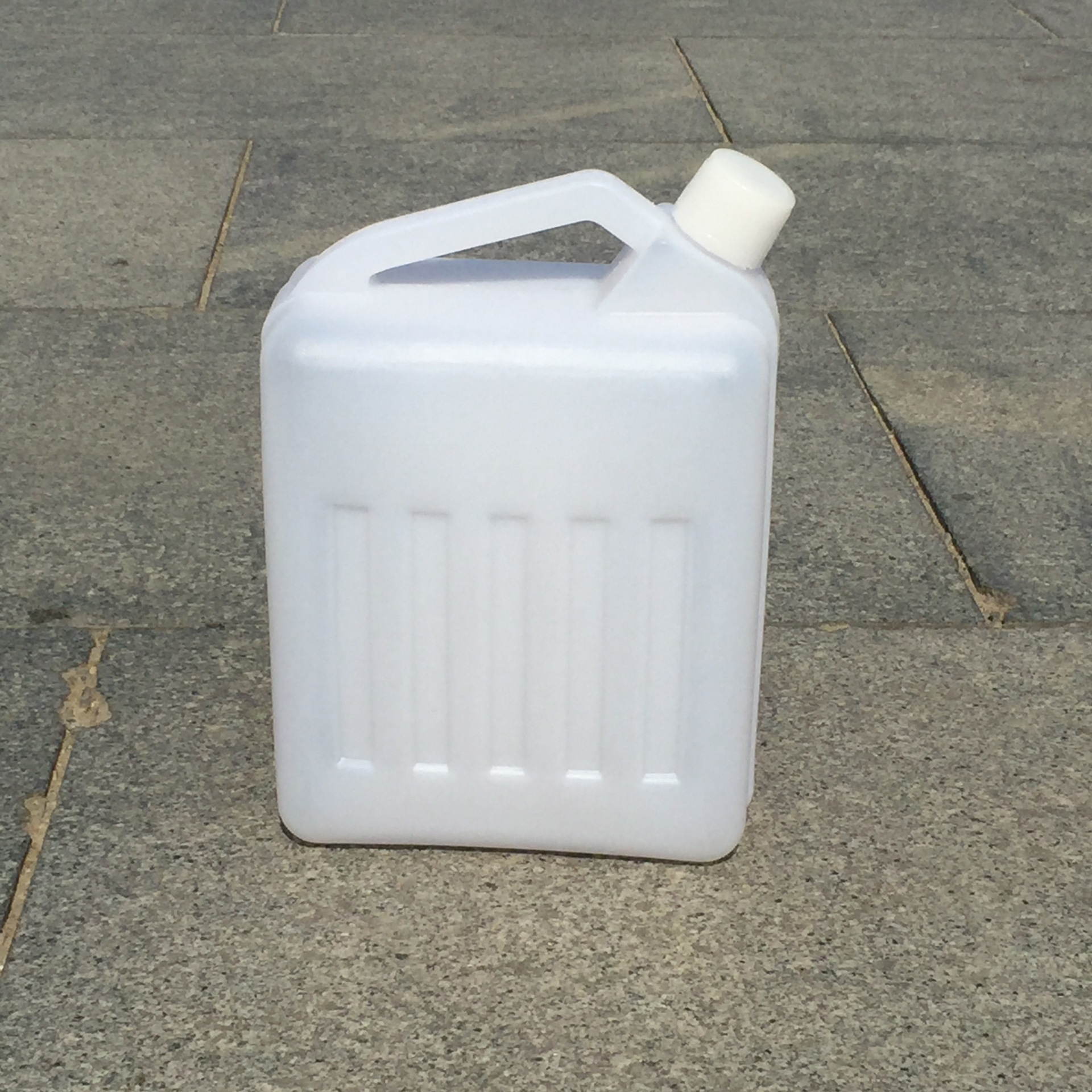 5l 塑料壶 白色pe 塑料油壶