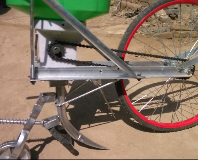 厂家直销 施肥器 玉米免耕人力播种机 耘锄 多功能播种机