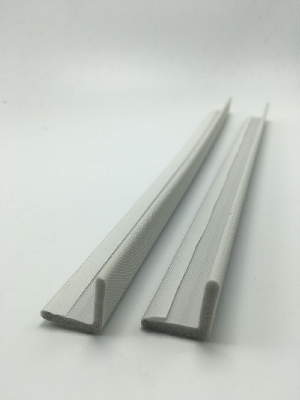 海绵发泡条 直角防撞条 18*18