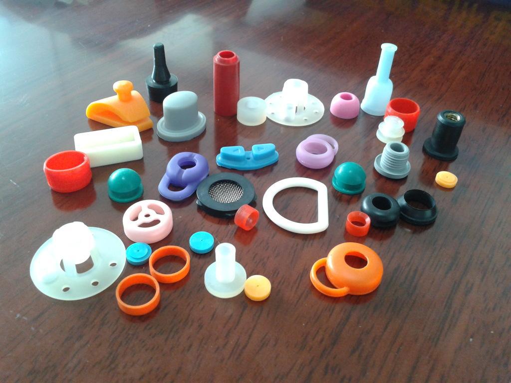 各类硅胶杂件 硅橡胶制品 欢迎来样来图订做