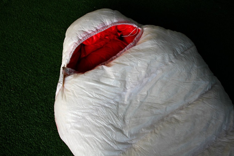 厂家供应透明羽绒野营睡袋户外用品批发信封木乃伊妈咪羽绒睡袋