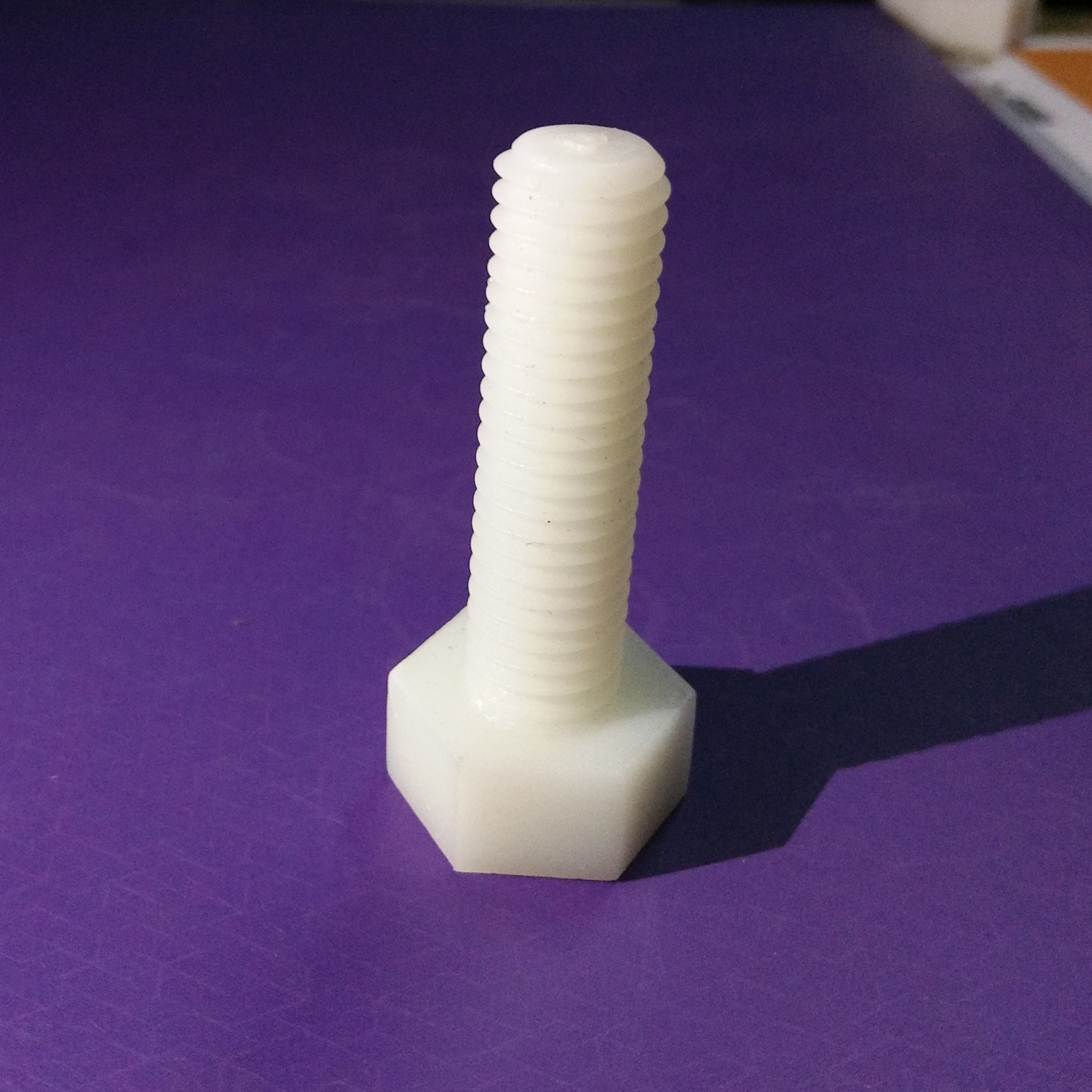 现货供应pp塑料螺丝 尼龙螺丝 塑料六角螺栓 绝缘螺栓