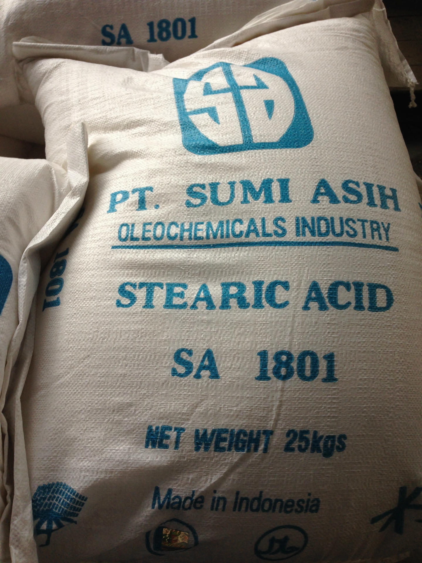 供应进口印尼产斯文牌硬脂酸sa1801