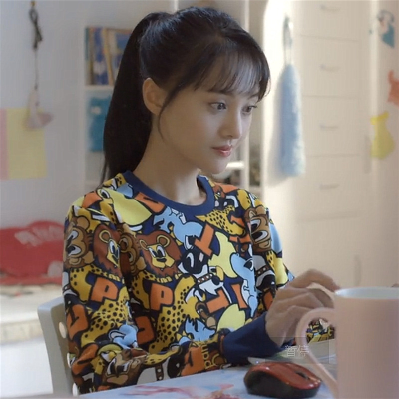 微微一笑很倾城郑爽贝微微明星同款圆领套头