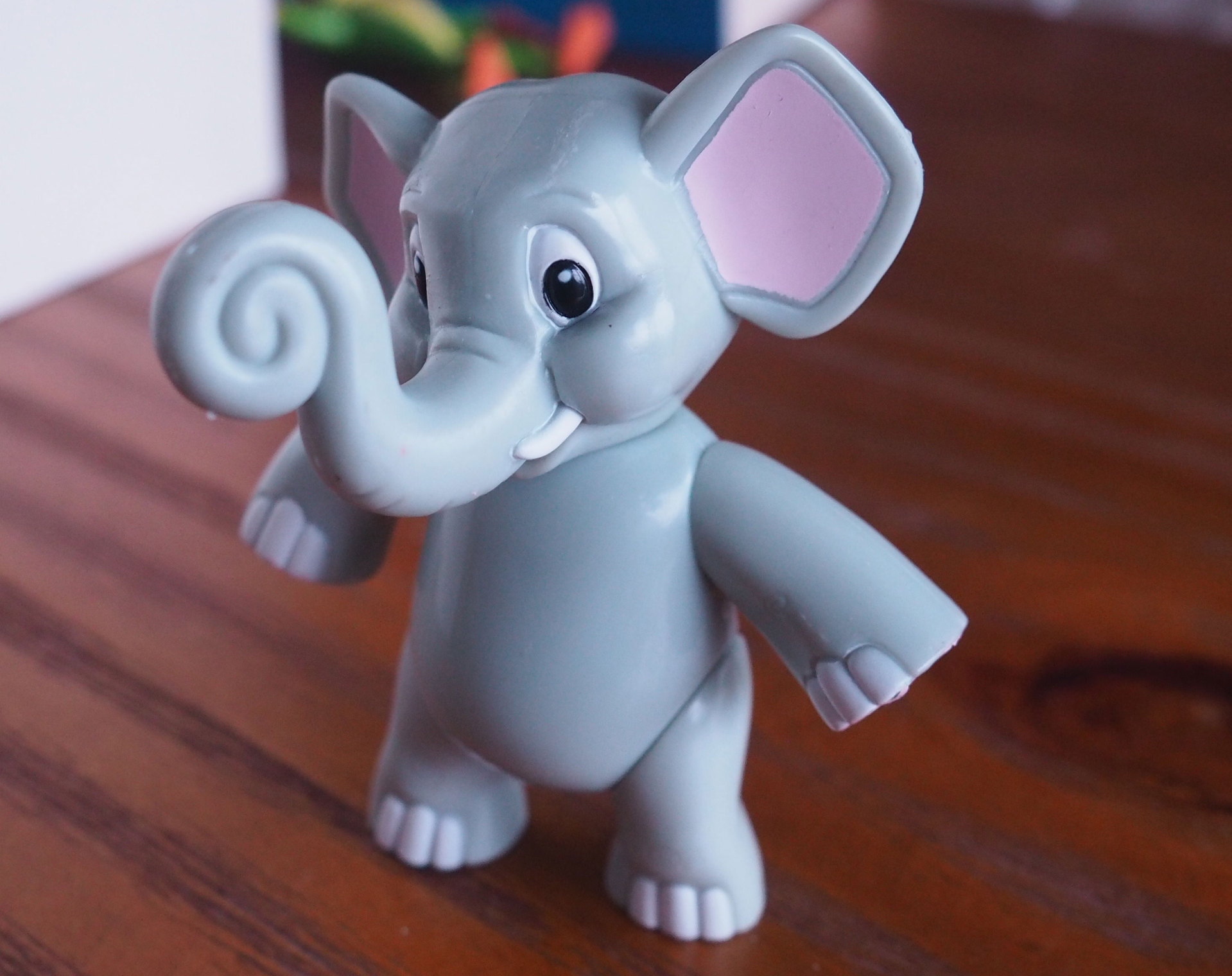 骏翱塑胶模型玩具雨林动物大象模型摆件学前教玩具厂家直销