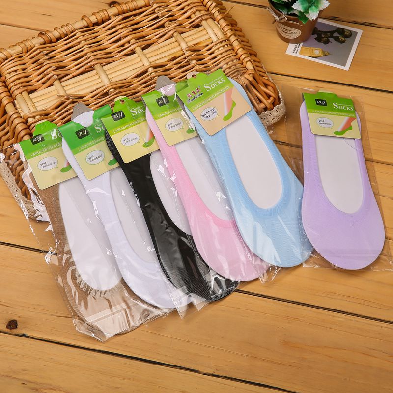 Spring and Summer Yiwu South Korea New Candy Color Boat Socks Trendy Ladies Foreign Trade Invisible Shallow Mouth Socks Factory Wholesale