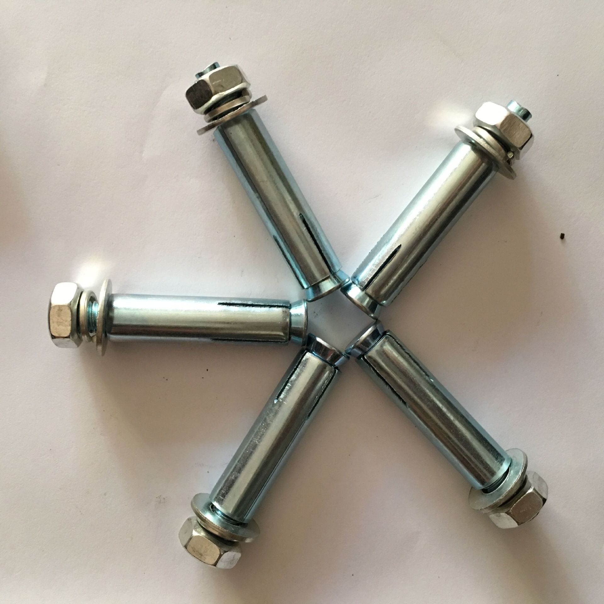 河北厂家直销 膨胀螺丝 镀锌膨胀螺栓 国标m8规格齐全 现.