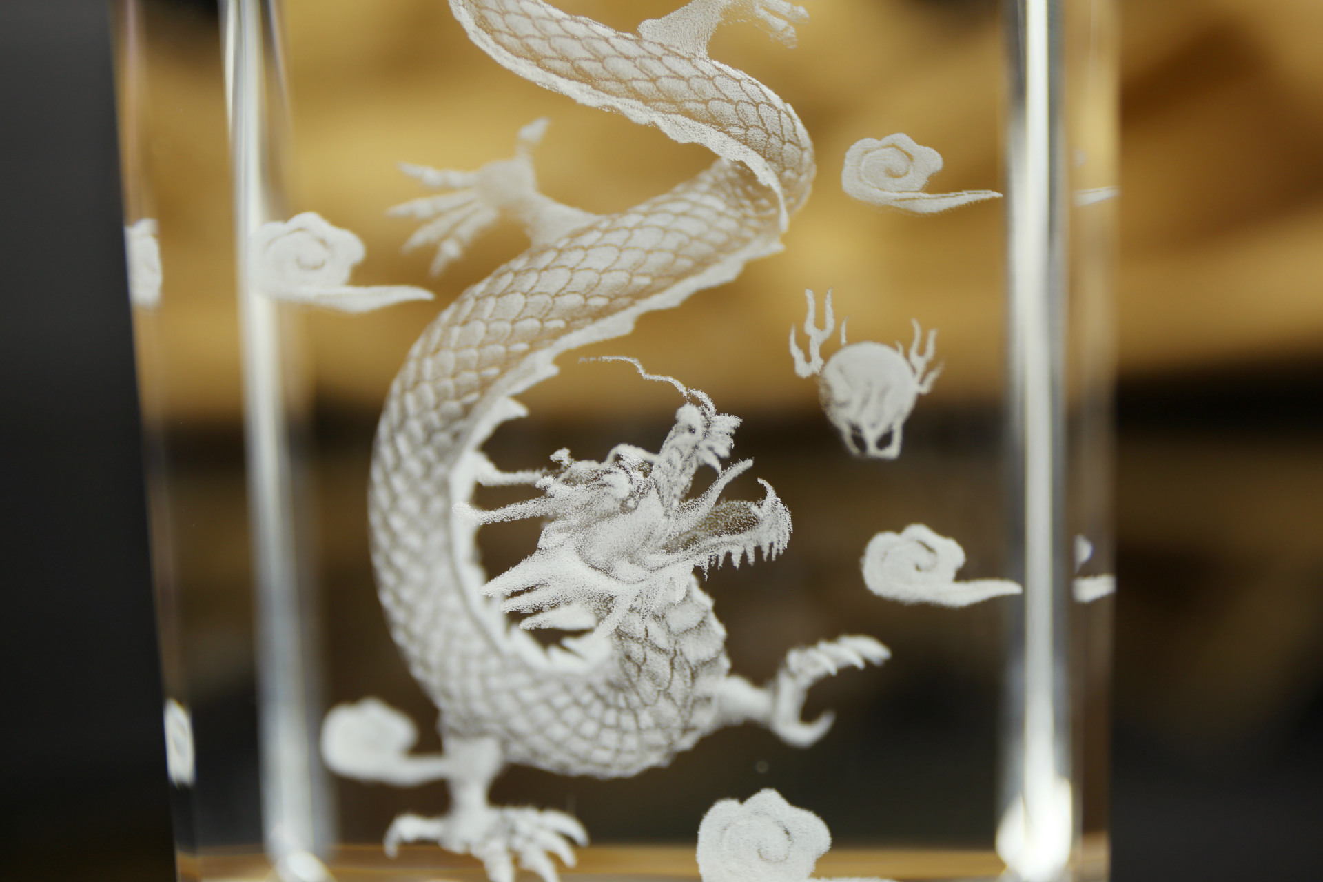 水晶内雕 水晶立体龙 精美十二生肖摆件 节日礼品 生日礼.