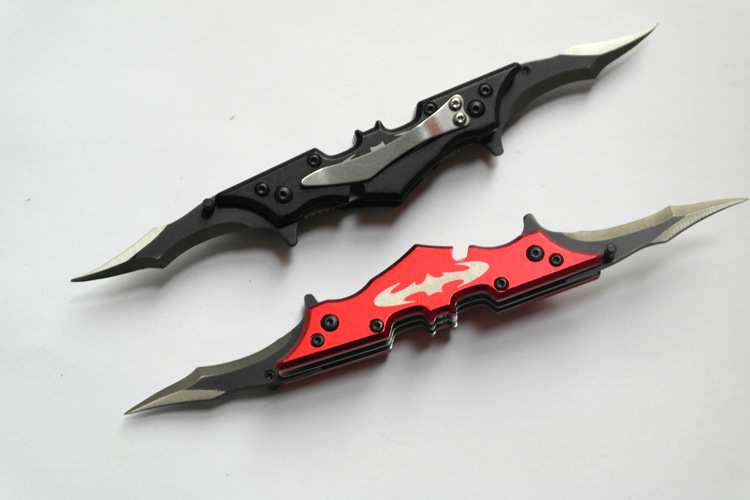 厂家直供 蝙蝠工具刀 刀具户外 折叠刀 迷你小刀 蝙蝠折刀 双开刃
