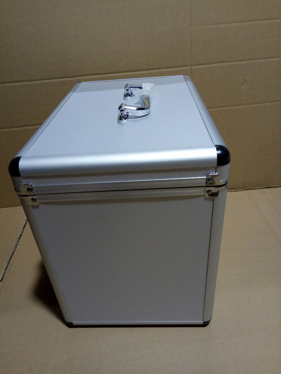 铝合金手提箱收纳箱油样采集箱广口瓶箱水样采集箱子