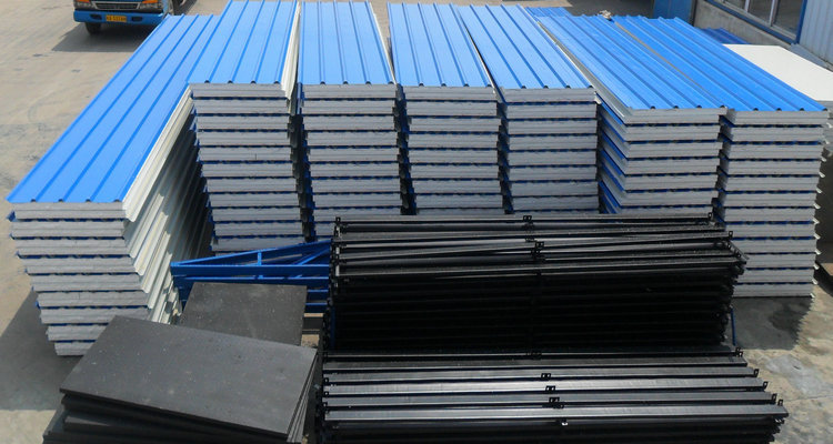 泡沫夹芯瓦楞板 外墙防火隔热保温板 980mm型彩钢夹芯板