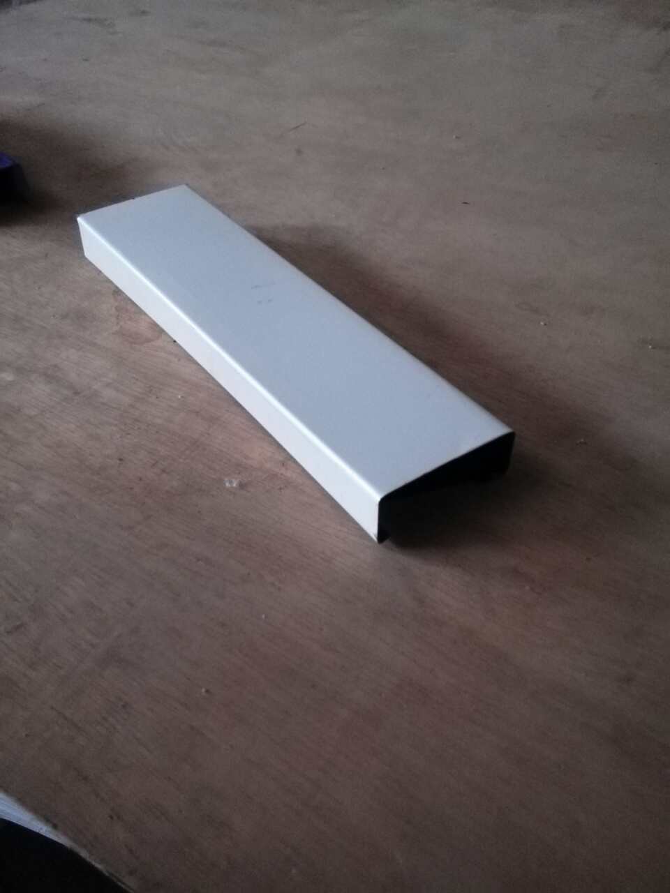 广东彩钢扣板招牌扣板 厚度0.4mm(84圆角 直角)定做长度