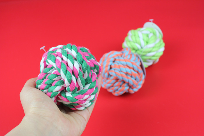 现货批发 棉线球玩具 宠物狗玩具 猫咪玩具 棉线手工编织玩具球